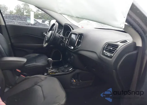 2020 Jeep Compass Limited 4X4 from USA, damaged, VIN 3C4NJDCB4LT151437